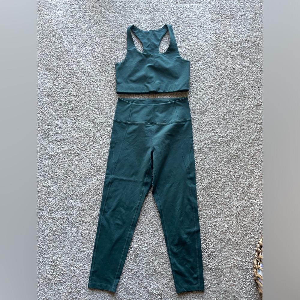Girlfriend Collective Paloma sports bra and 7/8 legging